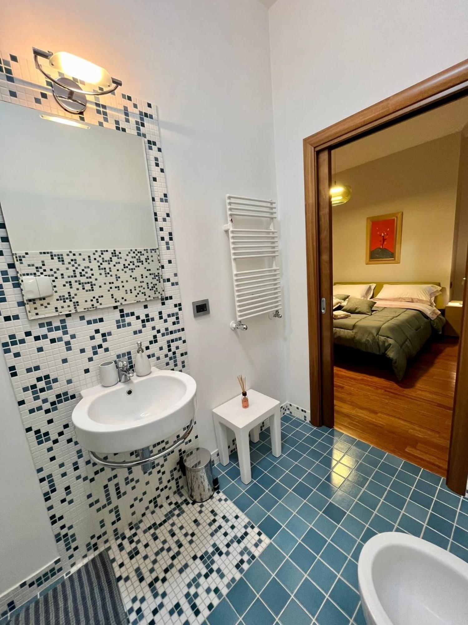 B&B Da Paola Наполи Екстериор снимка